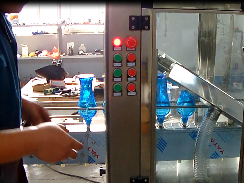 酒瓶烘干機廠家生產(chǎn)現(xiàn)場視頻